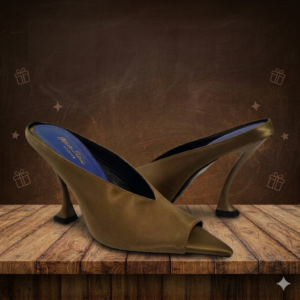 Sweeping Curved Heel